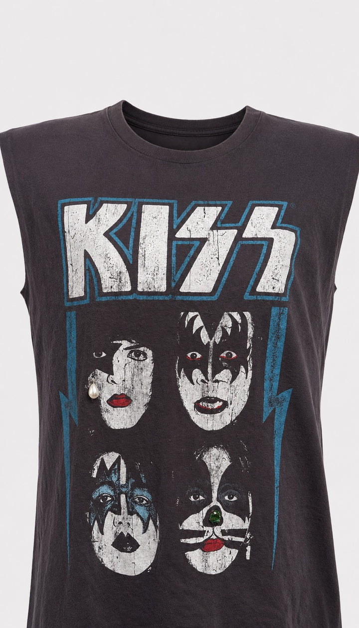 KISS Grace Shoulder Tee