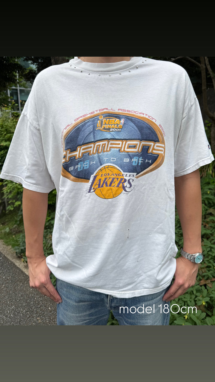 Lakers 2001 Champions Studs Tee