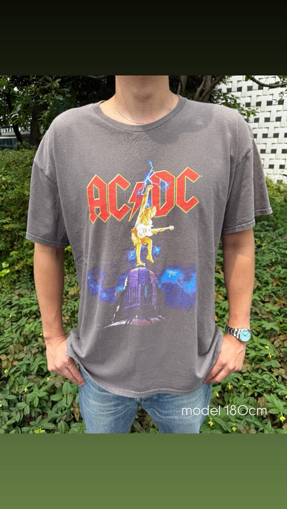 AC/DC Thunder Eyelet Tee
