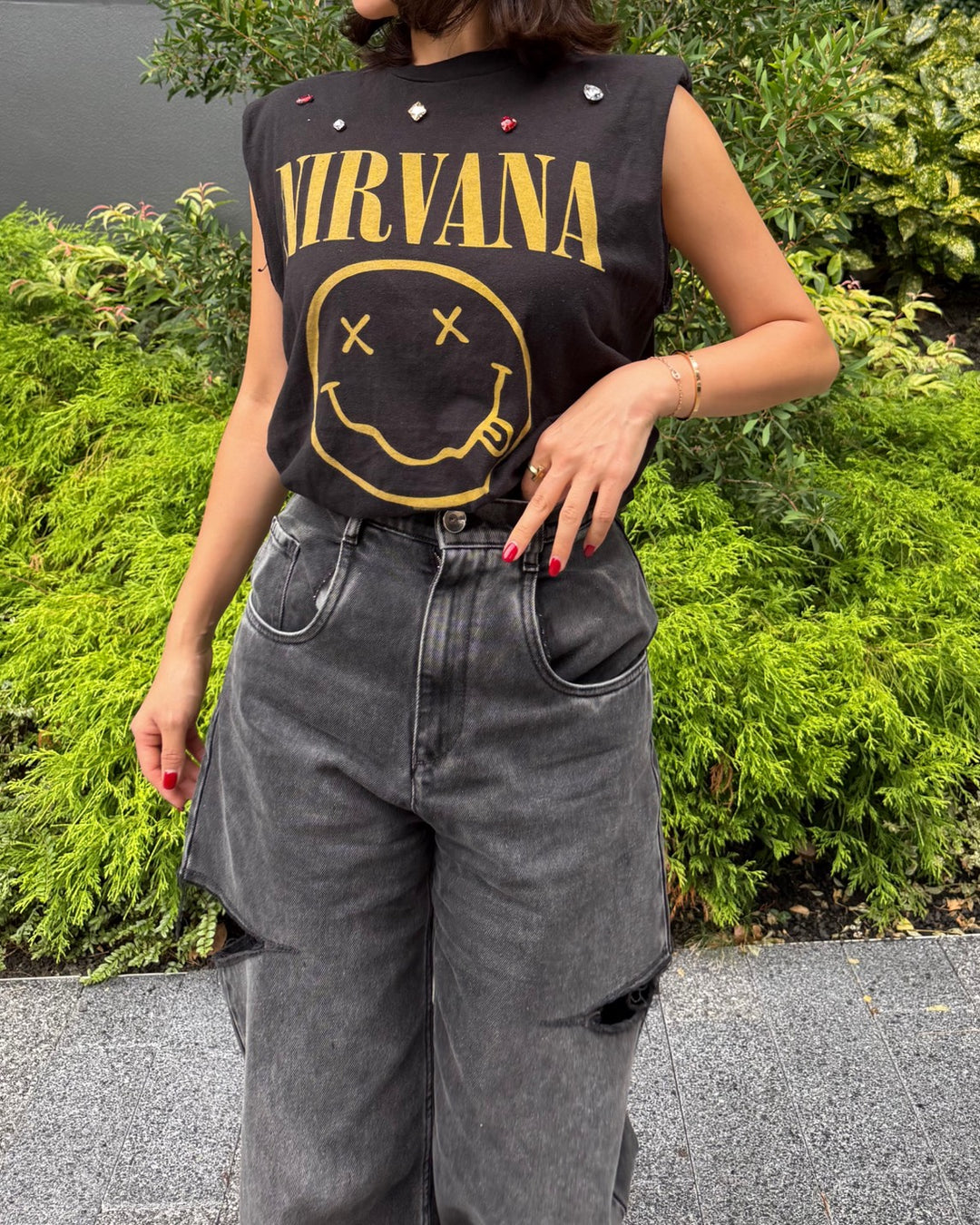 NIRVANA BIJOUX REMAKE TEE
