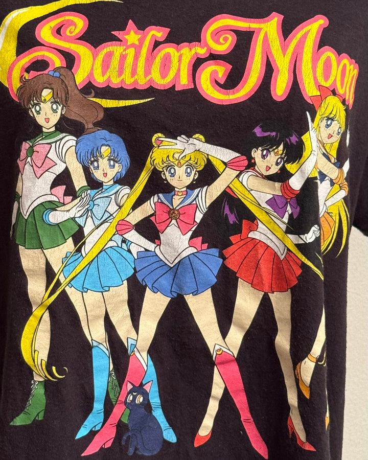 SAILOR MOON GRACE SHOULDER TEE