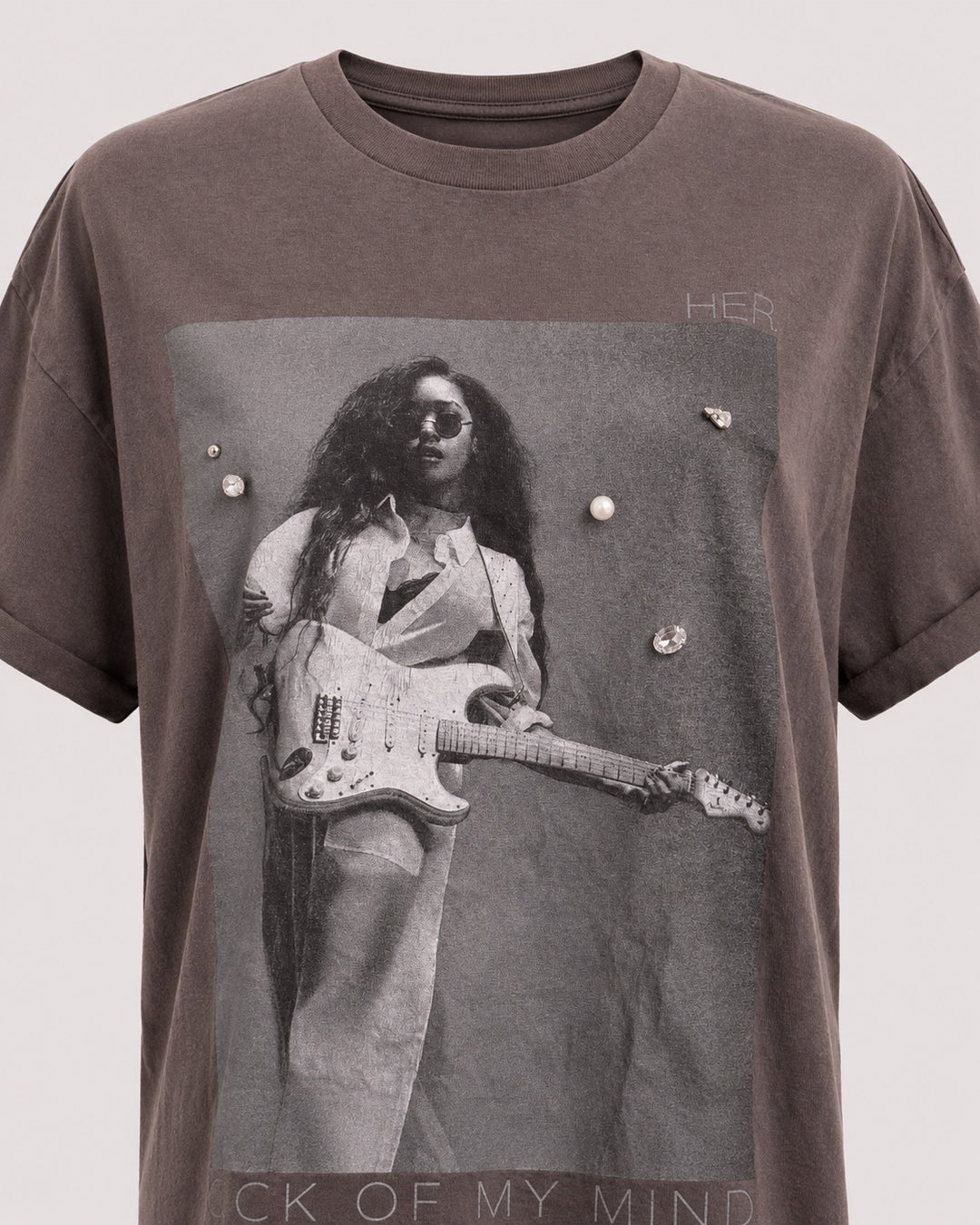 HER CRYSTAL PEARL REMAKE TEE