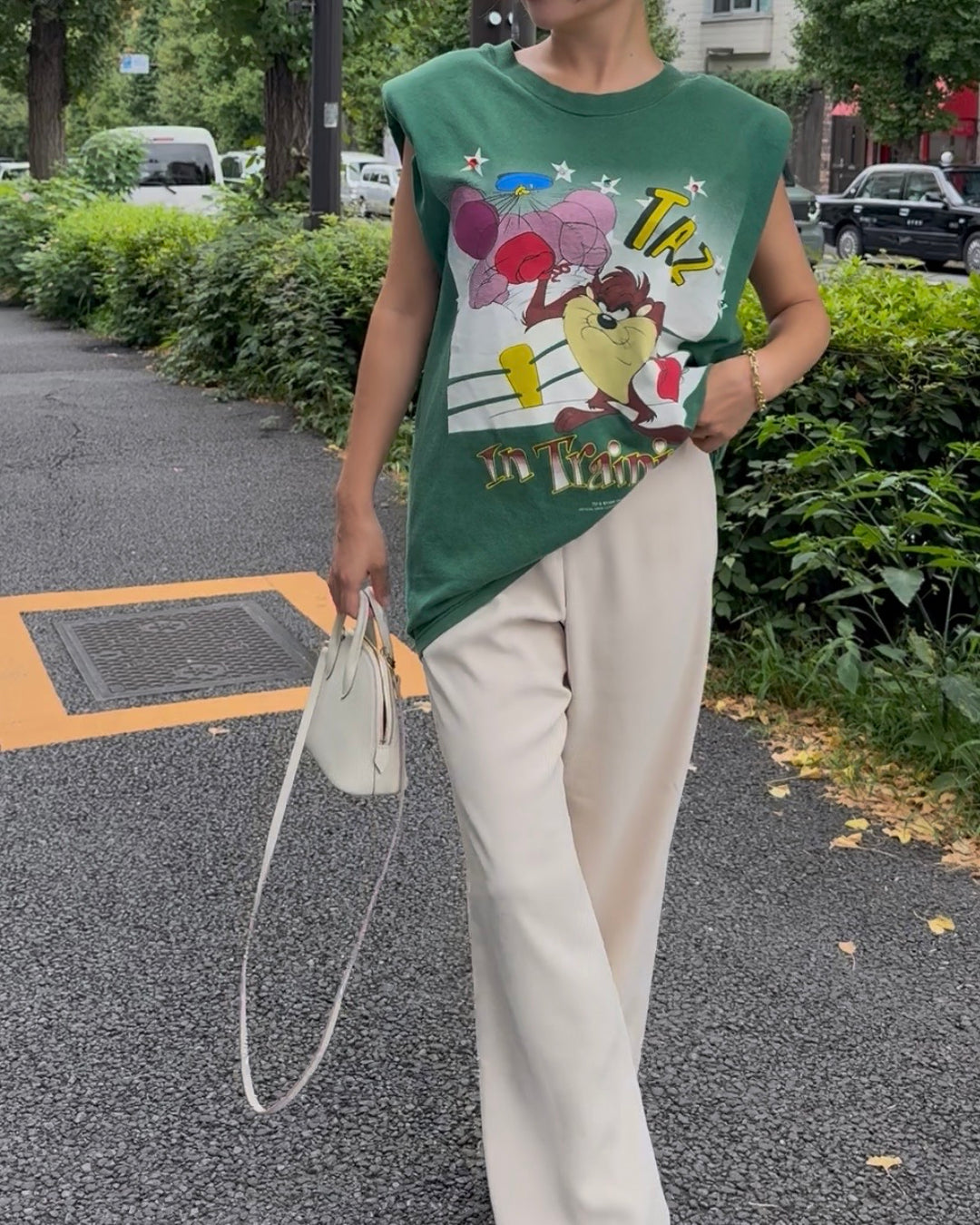 TAZ IN TRAINING BIJOU REMAKE TEE